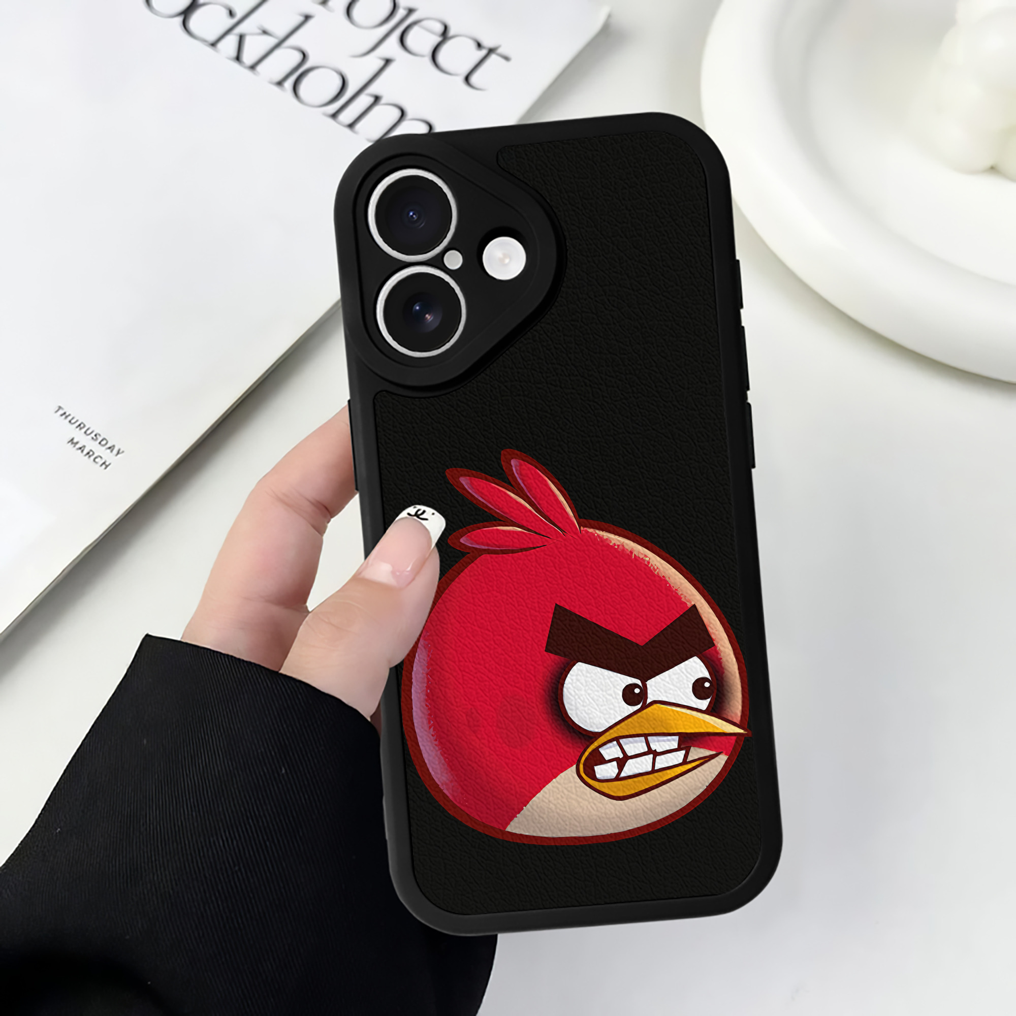（画像用） Angry Birds アングリーバード 【iPhone 16シリーズ対応】シリコンスマホケース（レザー調） 材質：シリコン